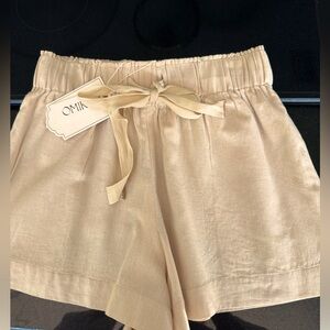 NWT Omika Martina short